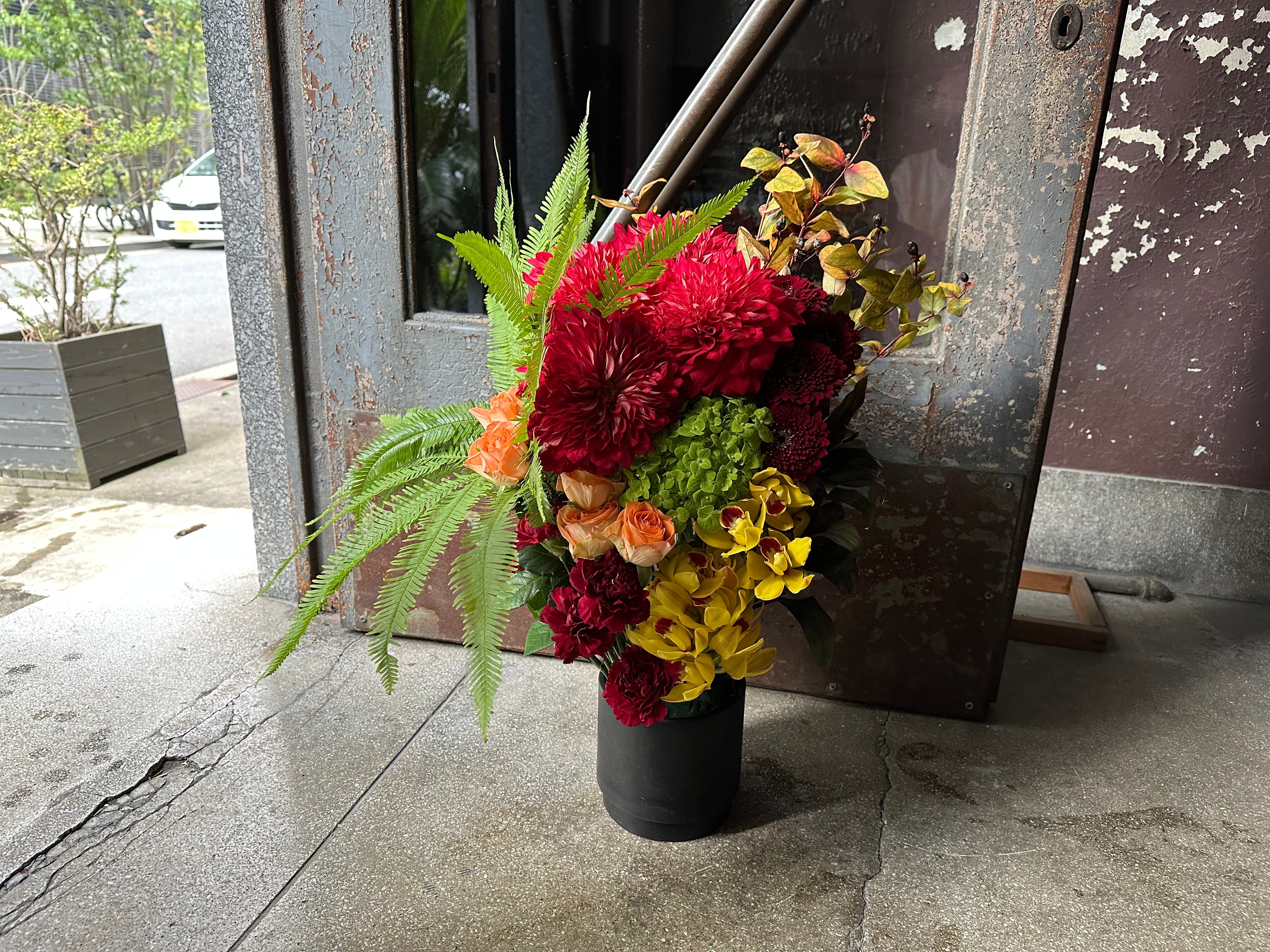 アレンジメントモダン 1万円