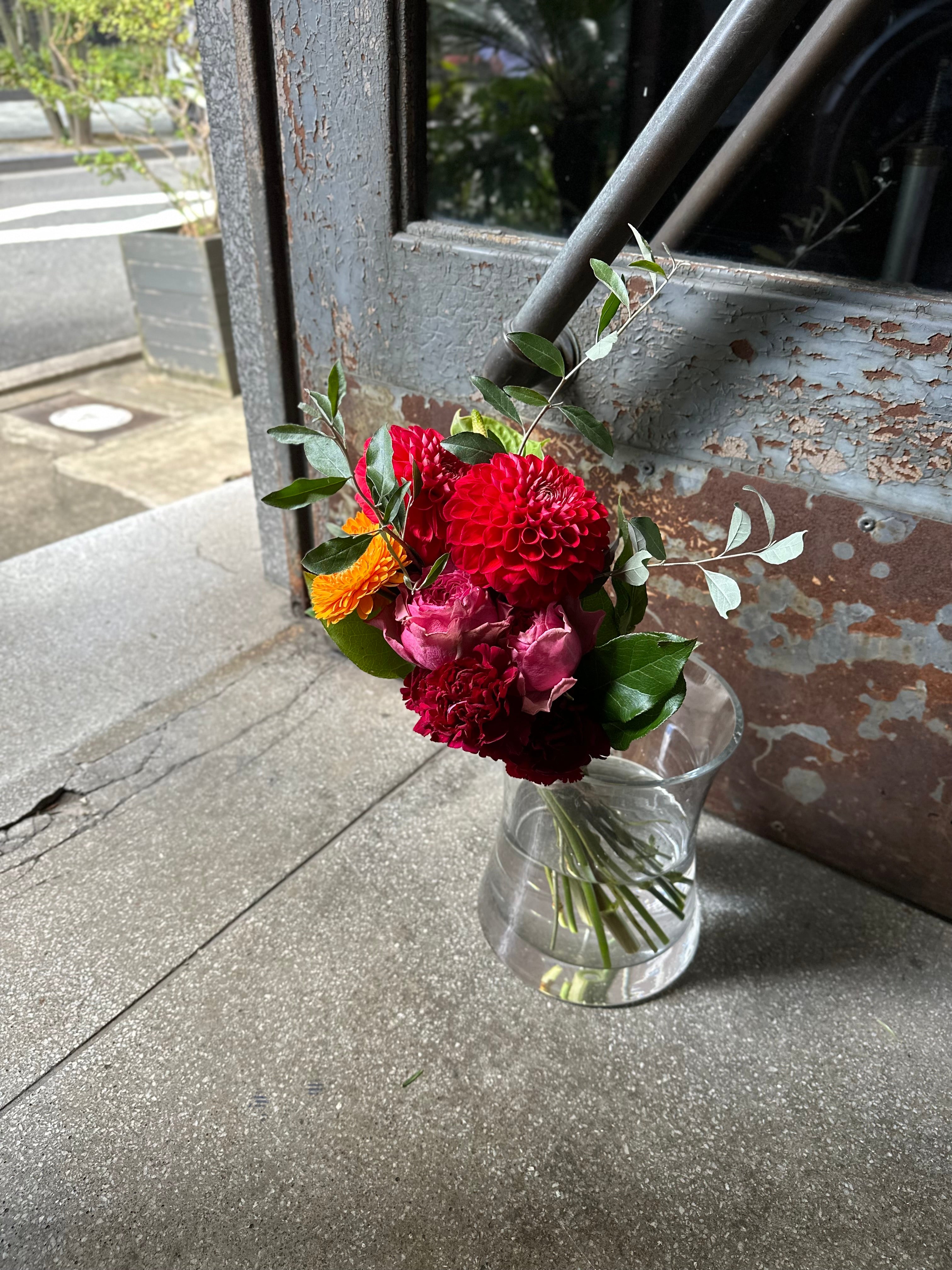 花束モダン 3千円